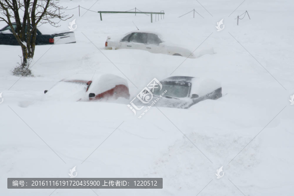 冰雪災(zāi)害。