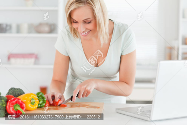 女人喜歡做飯