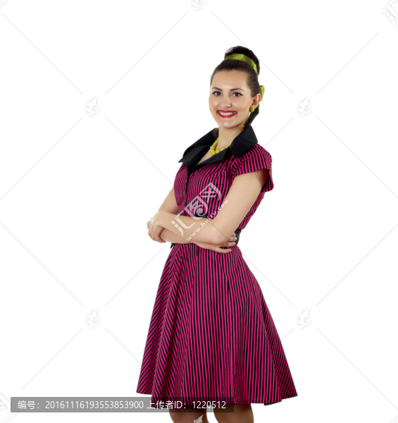 穿著鮮艷的年輕女子