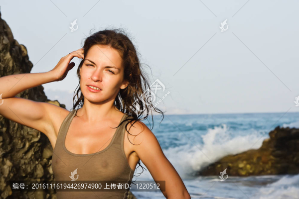 青年女性的戶外肖像