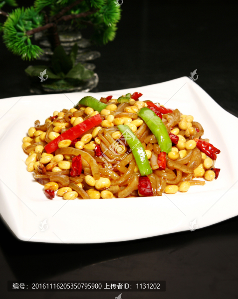 黃豆炒肉皮