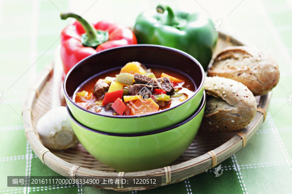 燉牛肉