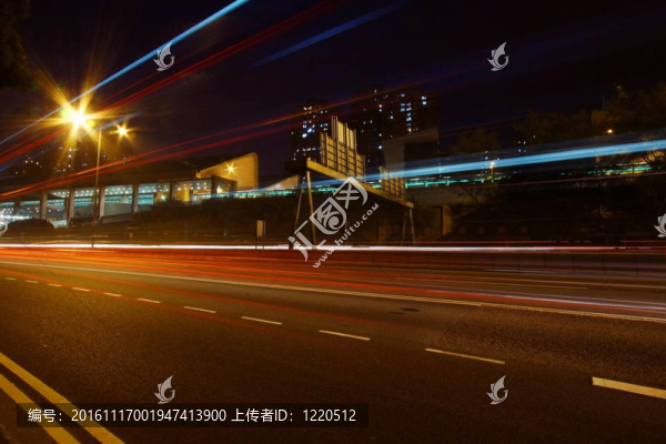 現(xiàn)代城市與夜間交通