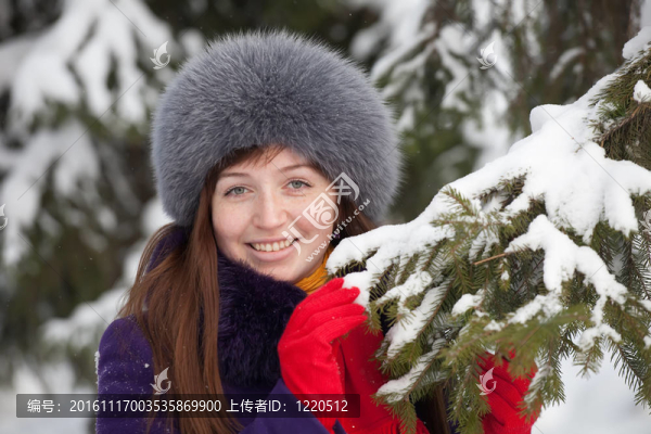 女人在冬天
