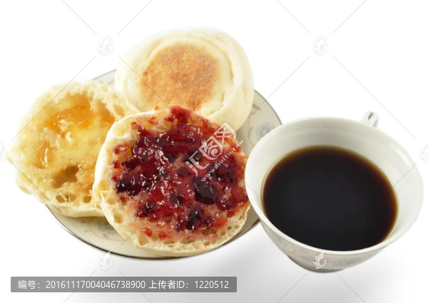 英式松餅和果醬和咖啡