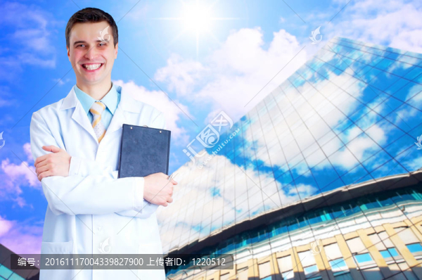 微笑的醫(yī)生在醫(yī)院背景的聽診器