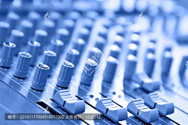 書桌-匯圖網(wǎng) www.fosd68.com 書桌