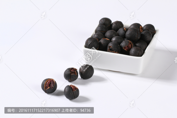 水煮山核桃
