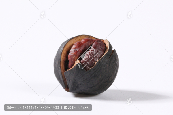 水煮山核桃