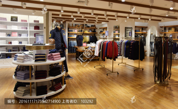 休閑服飾店