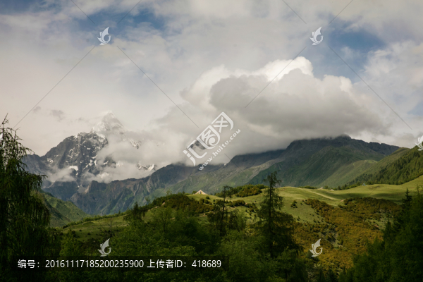 四川四姑娘山風光