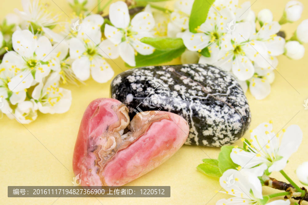 半寶石