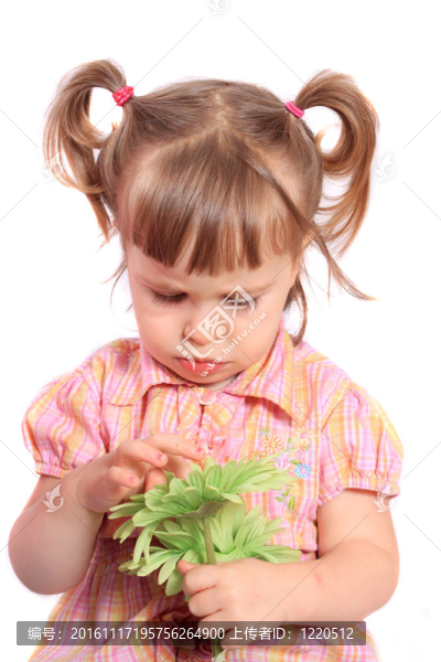 壞脾氣的女孩與花