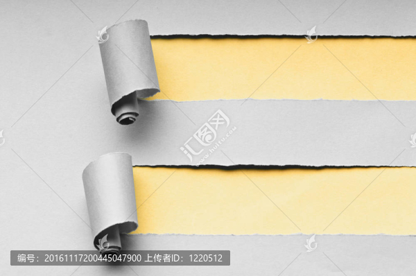 撕裂的紙與空間為您的信息