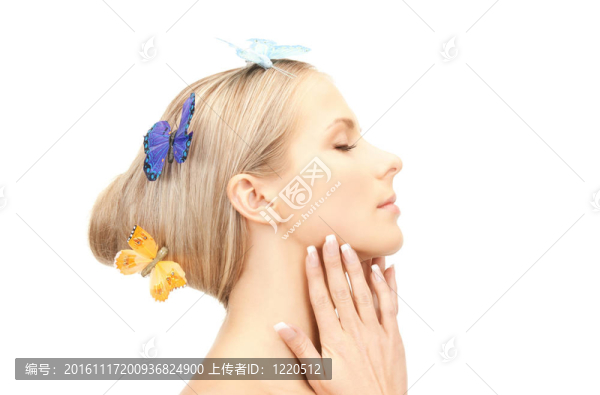美麗的女人與蝴蝶在頭發(fā)