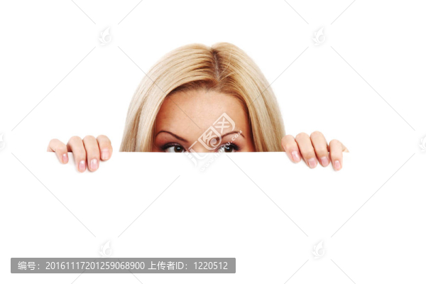 隱藏在紙背后的女人