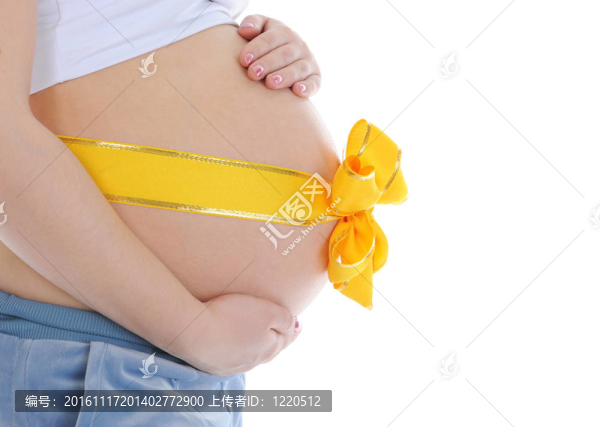 美麗的年輕孕婦