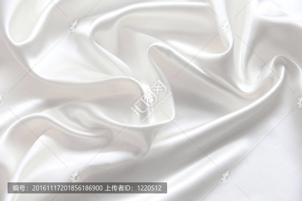 流暢優(yōu)雅的白色絲綢