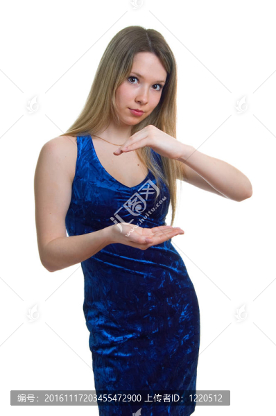 穿深藍(lán)色衣服的女孩