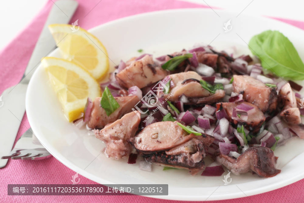 章魚色拉