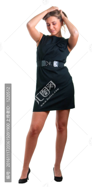 穿黑衣服的女孩