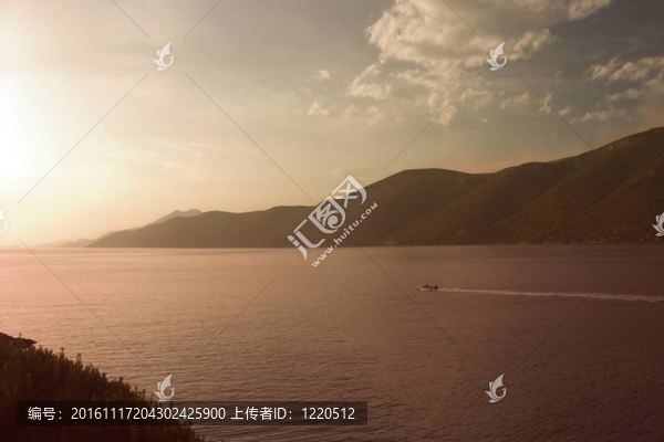 希臘海岸；日落
