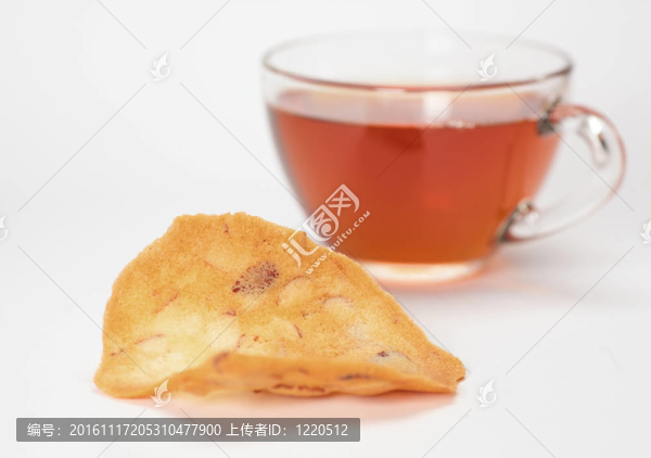 核桃餅干和茶