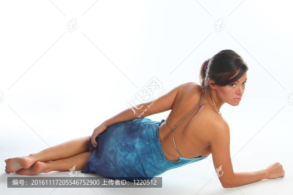 美麗的年輕女孩