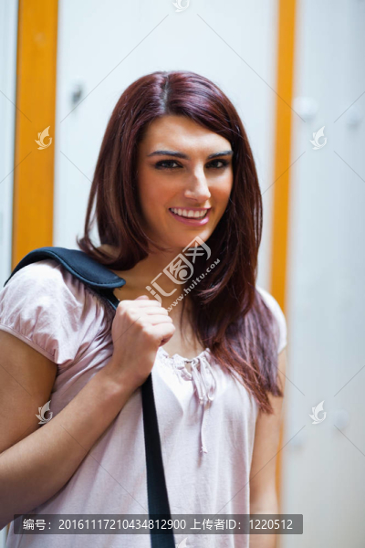 一個(gè)年輕女人的肖像