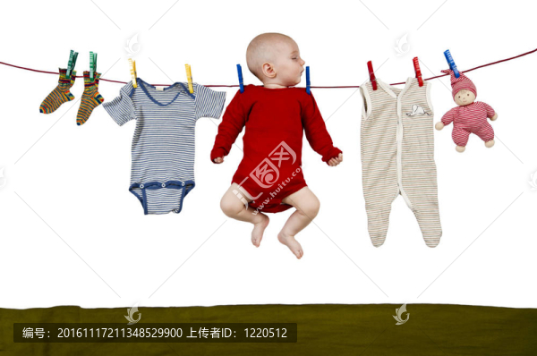 衣繩上的小孩子