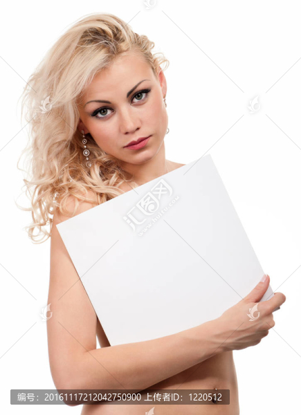 帶空白的年輕女人