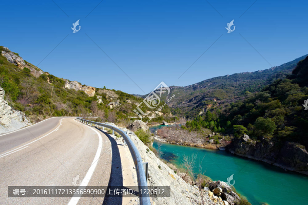 鋪平道路-匯圖網(wǎng) www.fosd68.com 鋪平道路