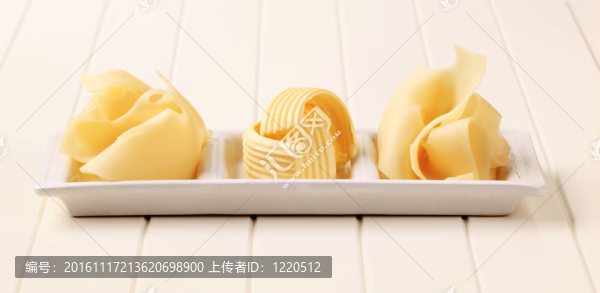 瑞士奶酪和黃油