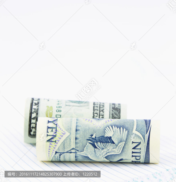 兩種貨幣；美元和Yen