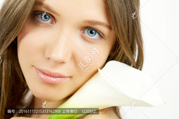 女孩與馬蹄蓮