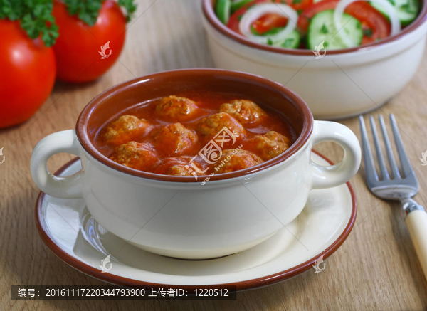 番茄醬肉丸。