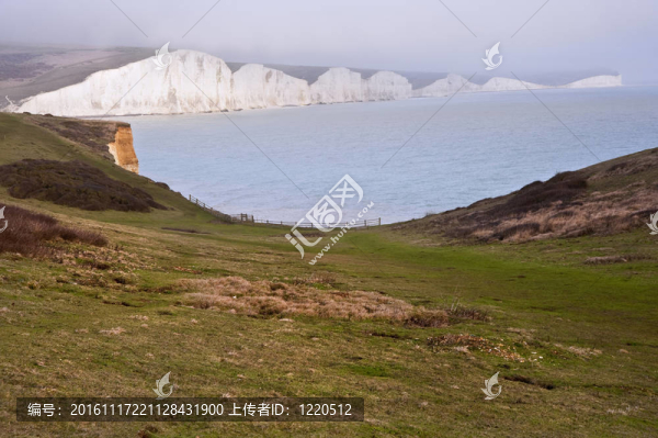 美麗的日落圖像的白色懸崖海景