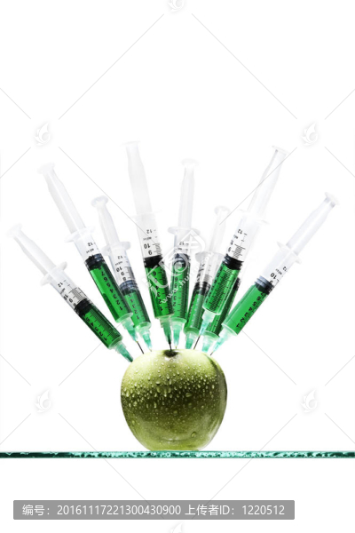 插在蘋果上的注射器