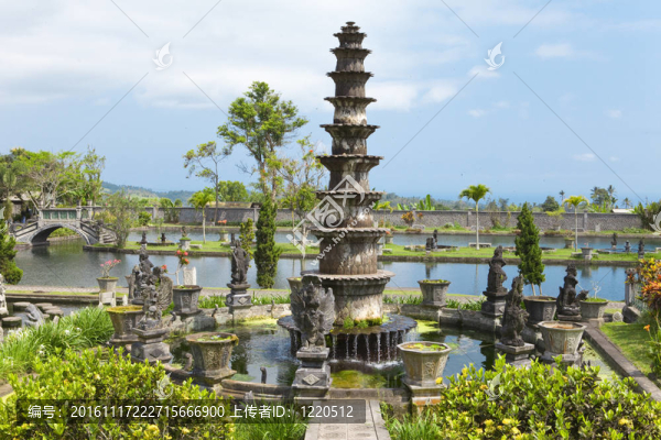 印度尼西亞；帝國游泳池；美國；巴厘