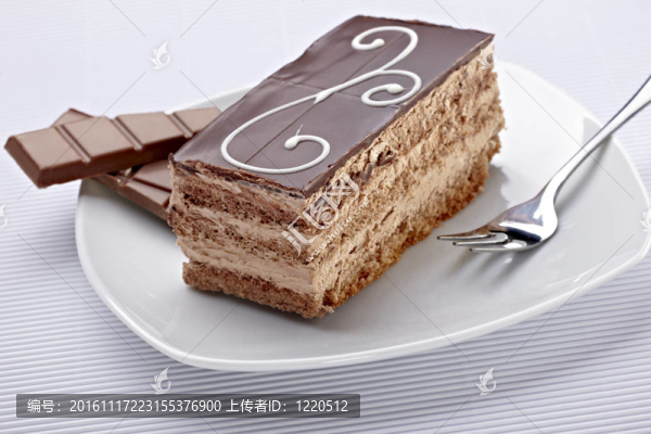 奶油巧克力蛋糕甜的食物