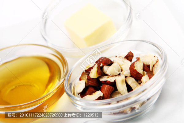 堅果和蜂蜜