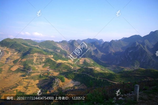 喀斯特地區(qū)的典型景觀