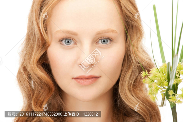 有綠芽的女人