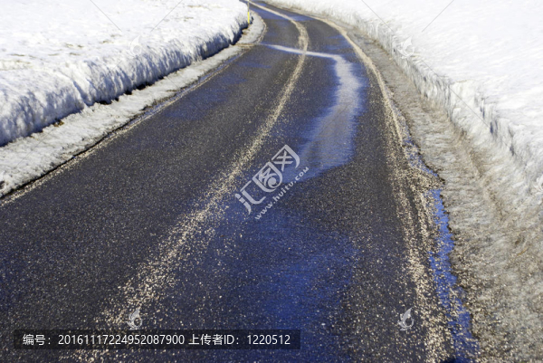 鋪平道路