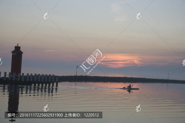 在夕陽的Kayak