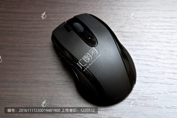 黑色的電腦鼠標