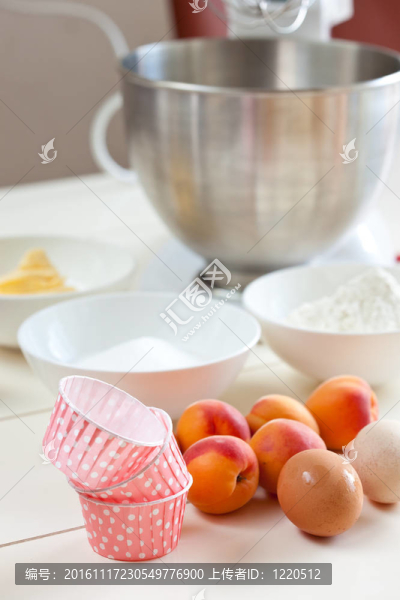 烤蛋糕