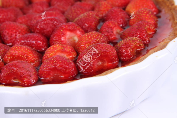草莓撻