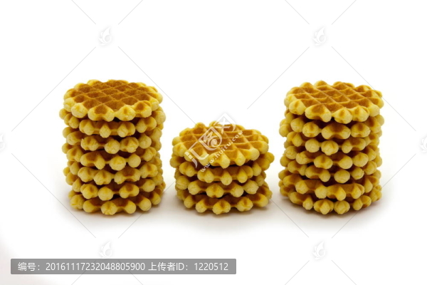 白色背景上分離的餅干