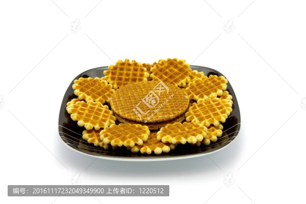 白色背景上的餅干